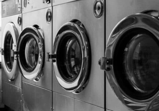 Blanchiment _ narain-jashanmal-1260038-unsplash-e1551796946329